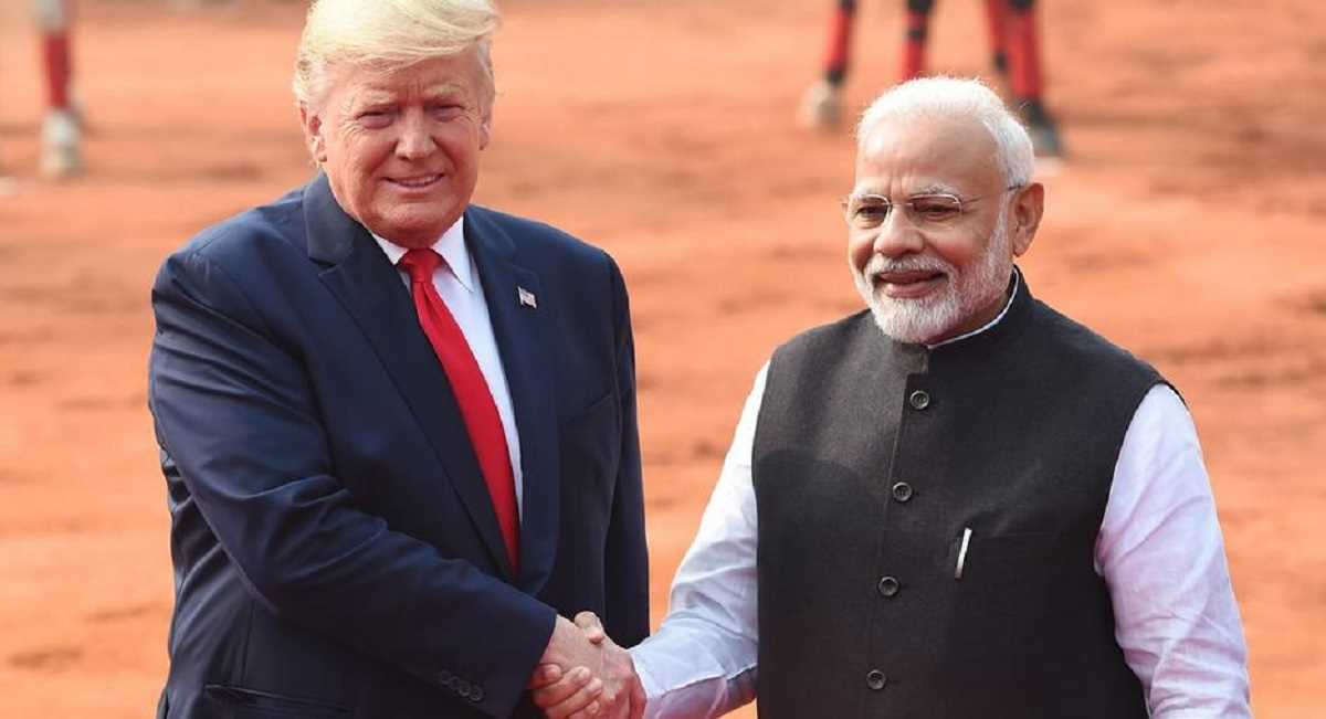 भारत पर निशाना और मोदी की तारीफ, क्या संकेत दे रहे हैं ट्रंप